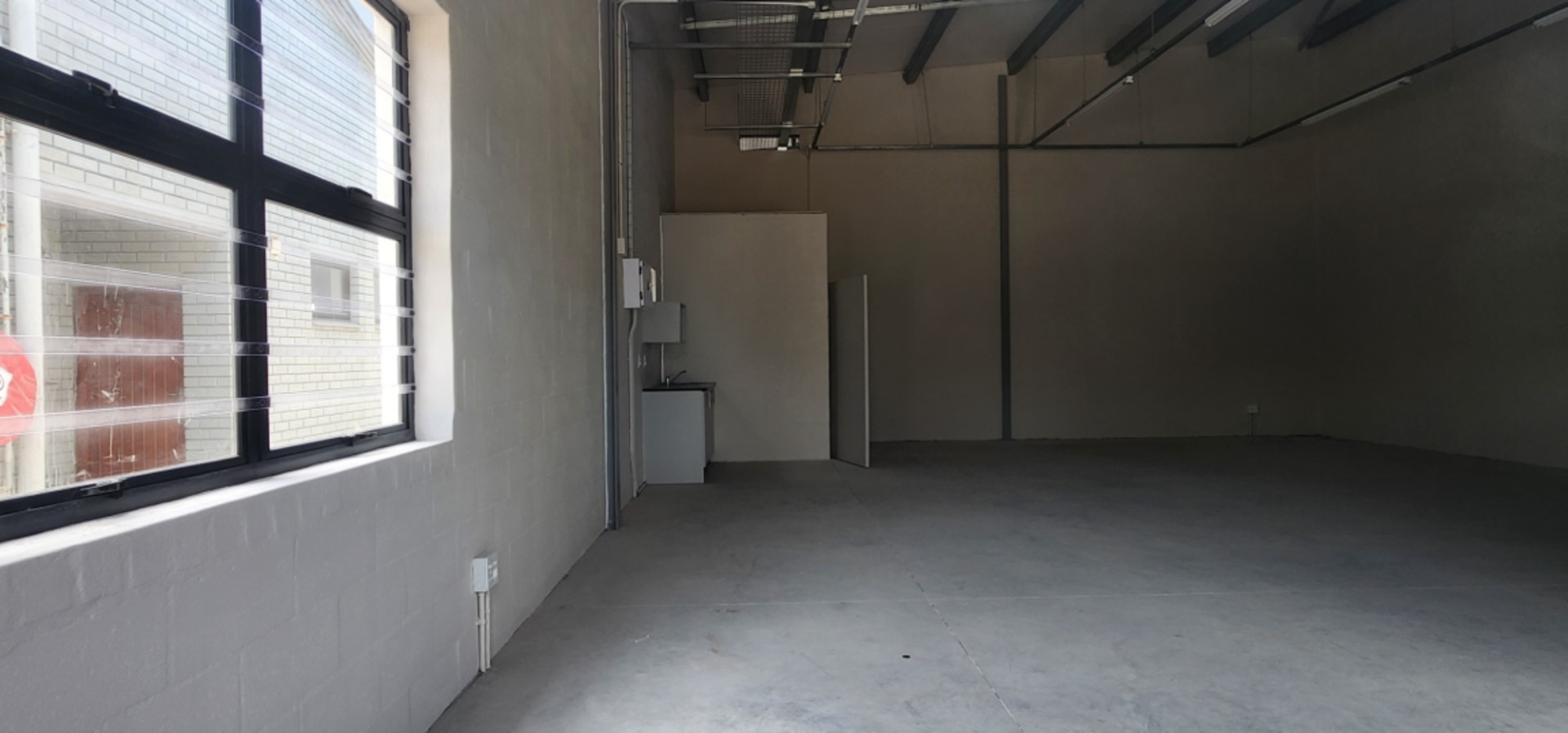 To Let commercial Property for Rent in Phoenix Western Cape